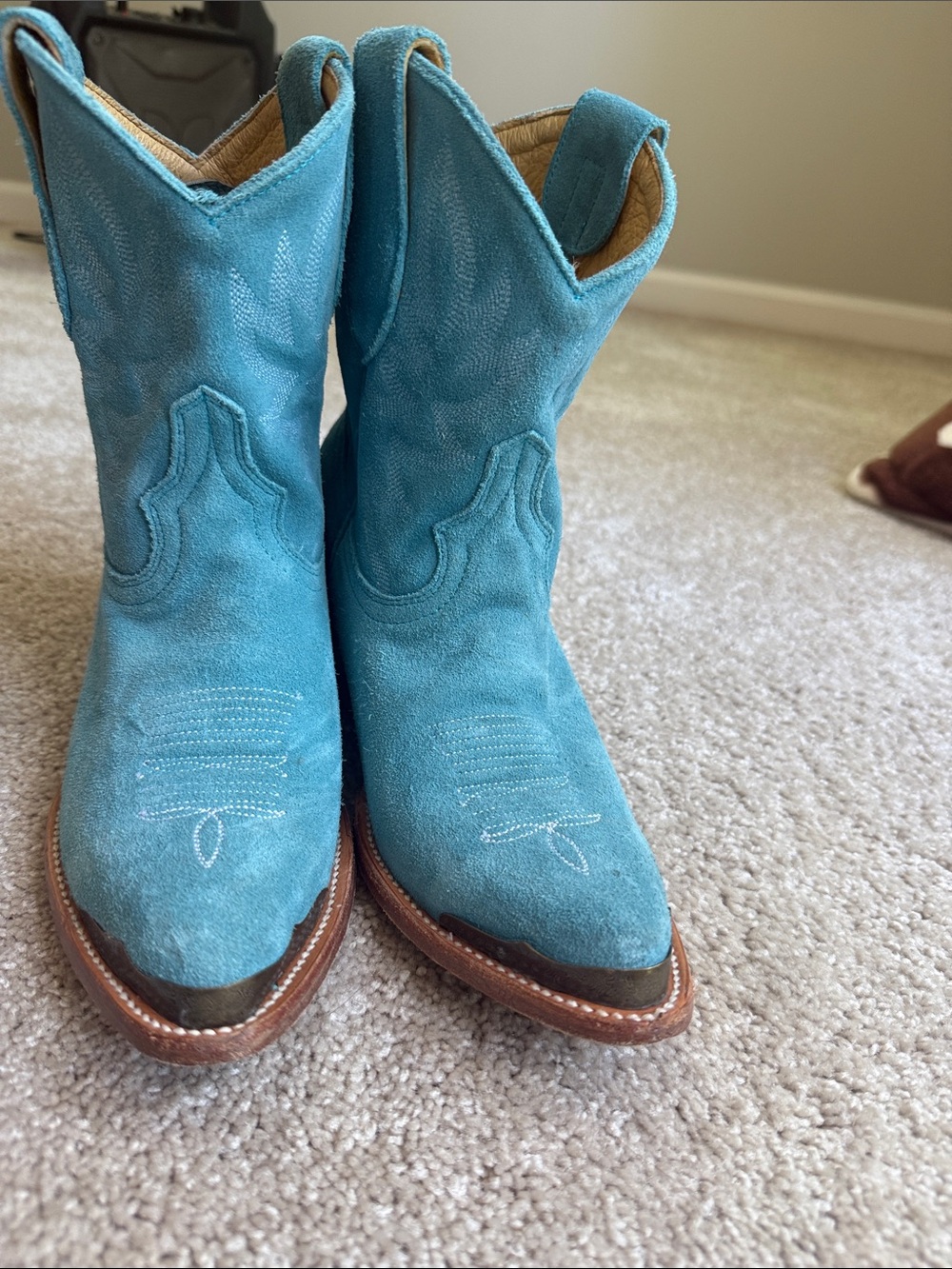 Turquoise Suede Western Ankle Boots - Women's Booties size 8 - Picture 3 of 4